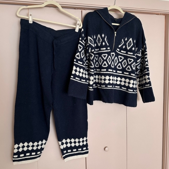 Jcrew Navy Sweater set in Size XL - Picture 1 of 4